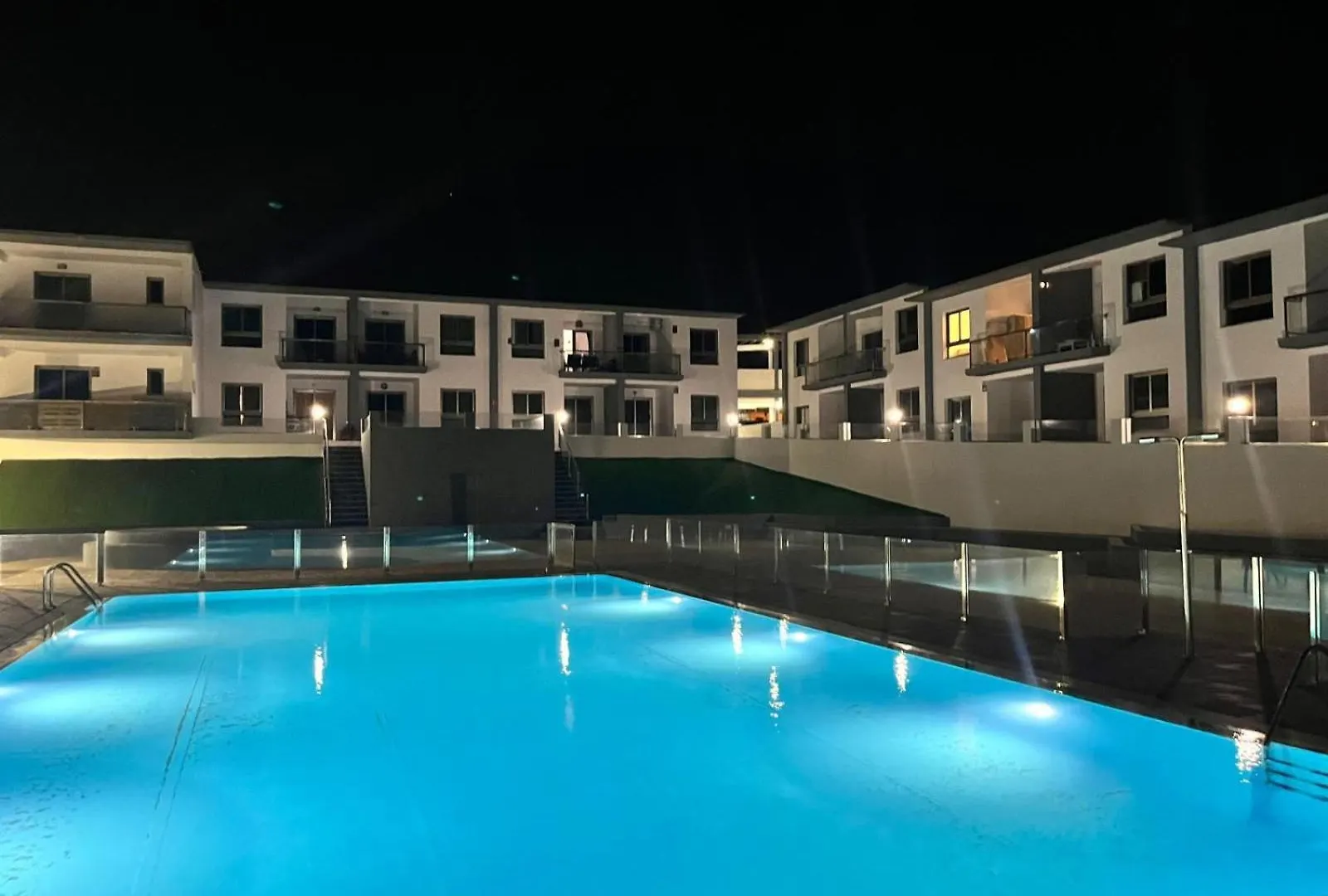 Casa Matteo-Modern Apartment With Pool 科斯塔德安提瓜